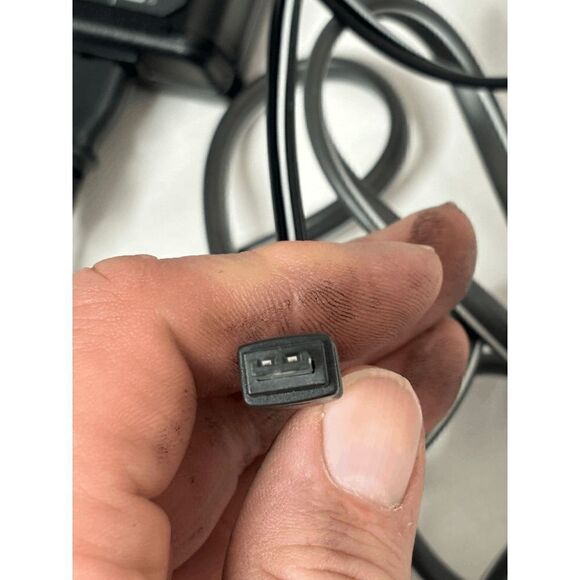 Genuine OEM Sony AC Adapter Power Supply Fits AC-L15A AC-L15B AC-L15 AC-L100 - Picture 4 of 6